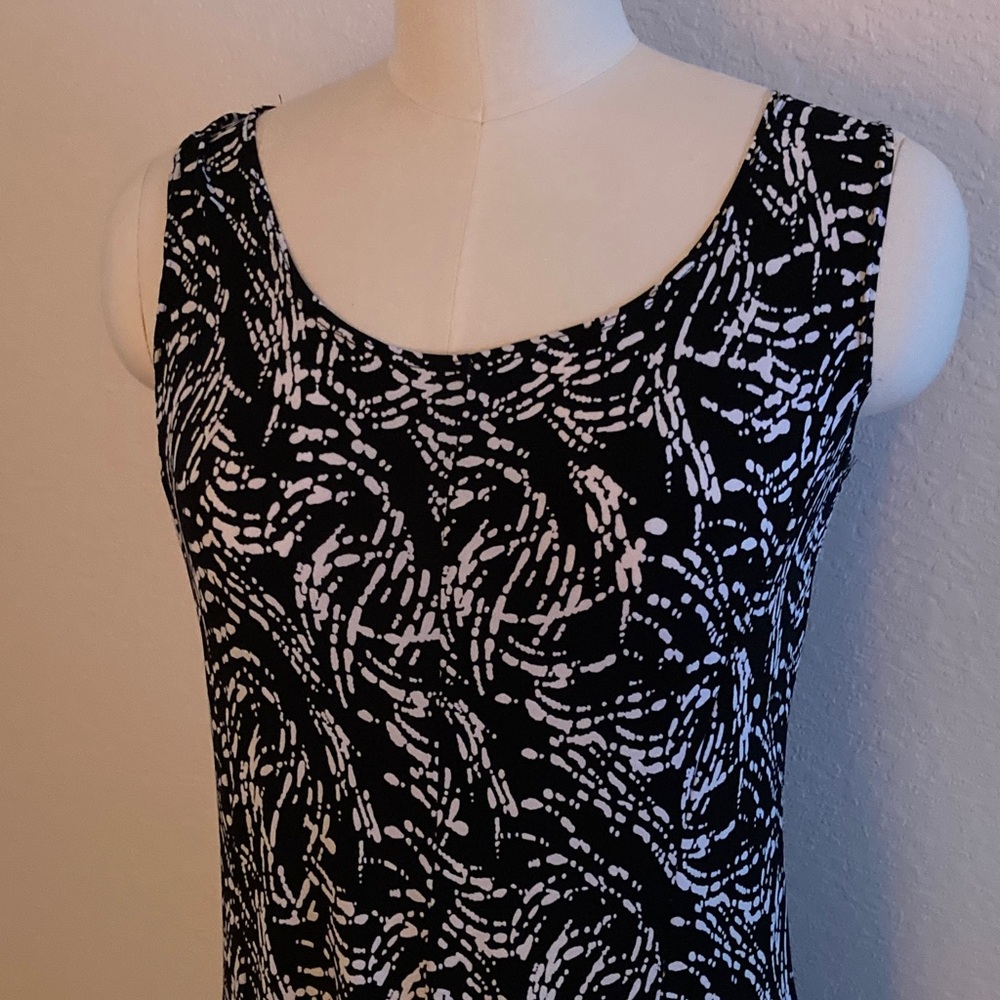 Chico's Black and Cream Sleeveless Sheath Midi Dress